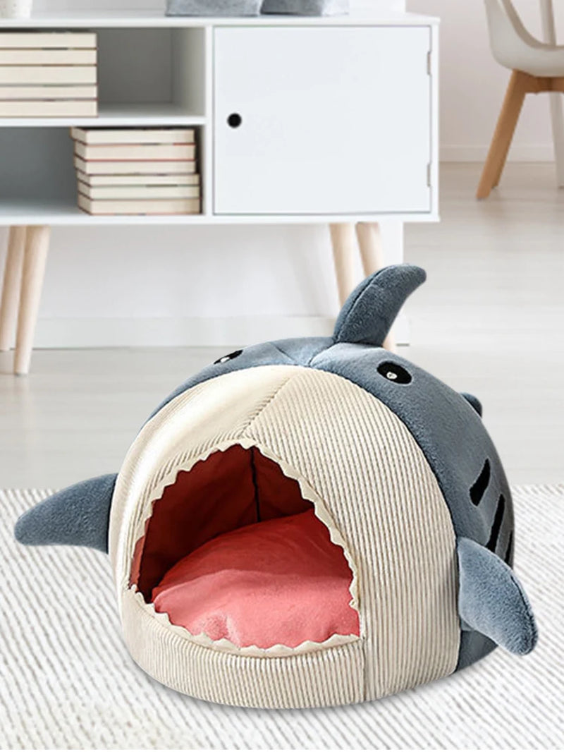 Cat Beds Cute Cat Bed Pet House Dog Bed with Removable Cushioned Pillow Shark Shaped Soft Plush Pet House Cats Dogs